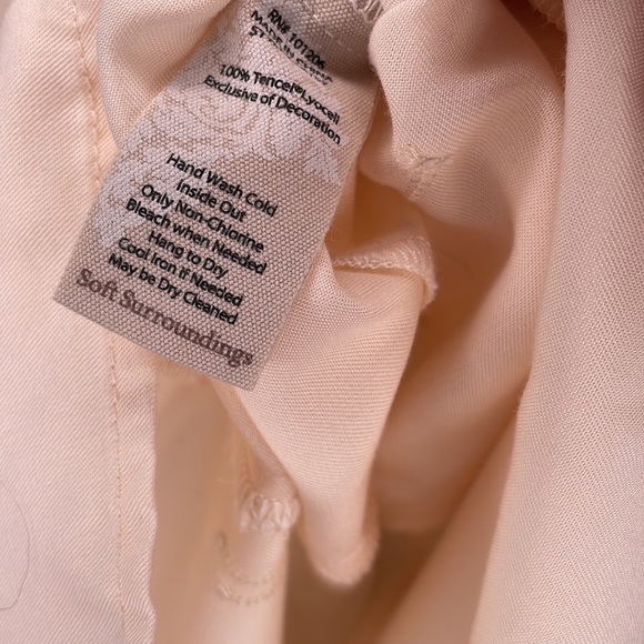 Soft surroundings Sonya embroidered tencel fan blouse in cream, size L NWT - Picture 10 of 10